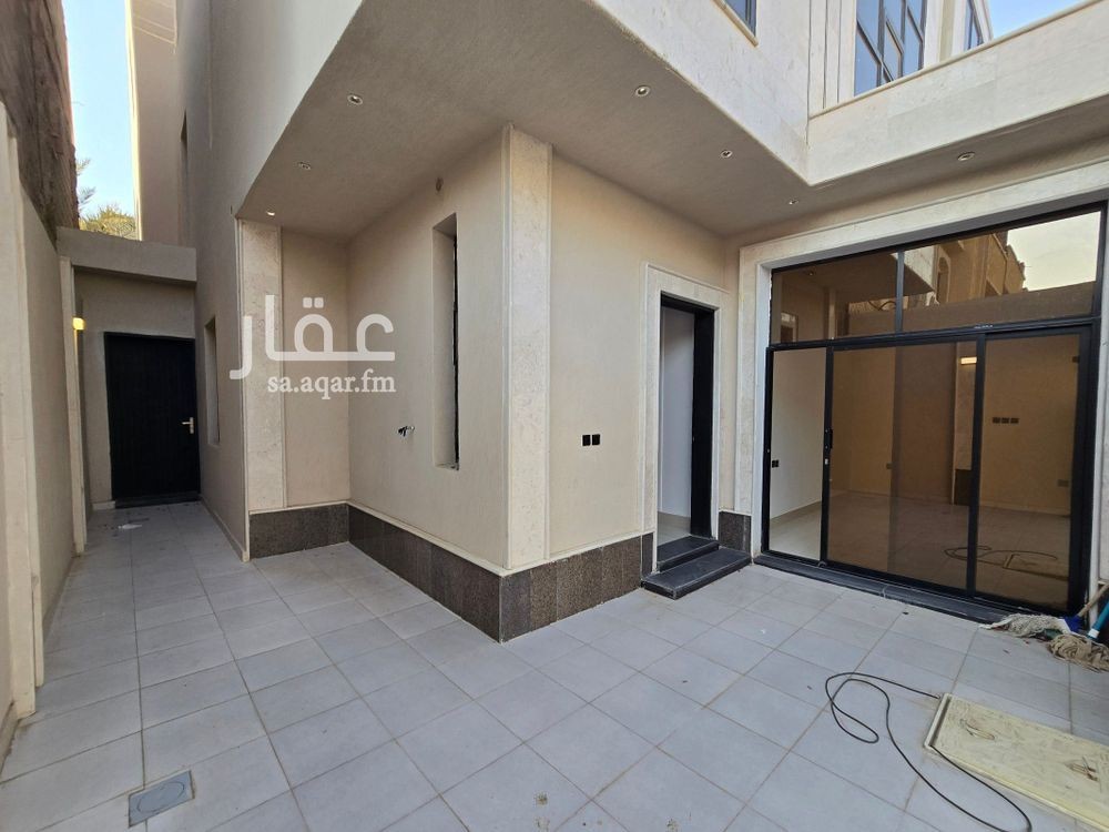 3 bedroom villa in Al Uraija Al Gharbi, Riyadh 7