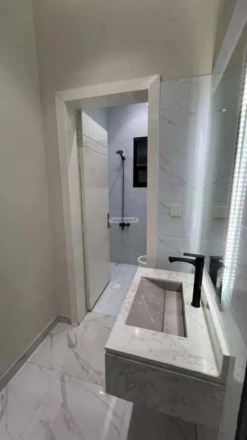 شقة 3 غرف في الرمال 5