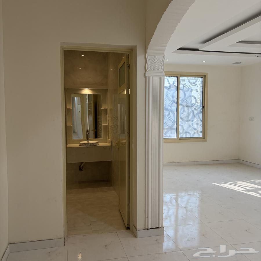 6 bedroom villa in Al Lulu, Eastern Province 11
