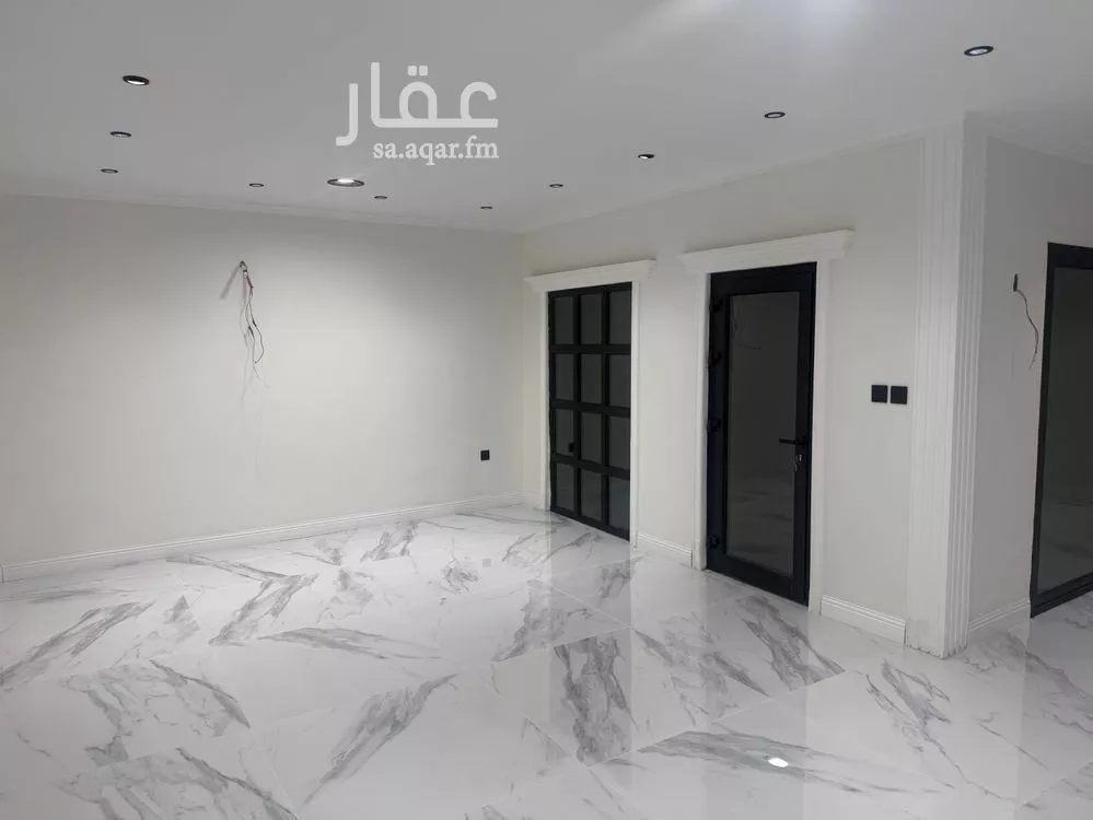 4 bedroom villa in Al Hizam Al Akhdar, Eastern Province 9