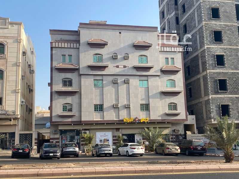 32 bedroom building in Al Khalidiyyah, Madinah