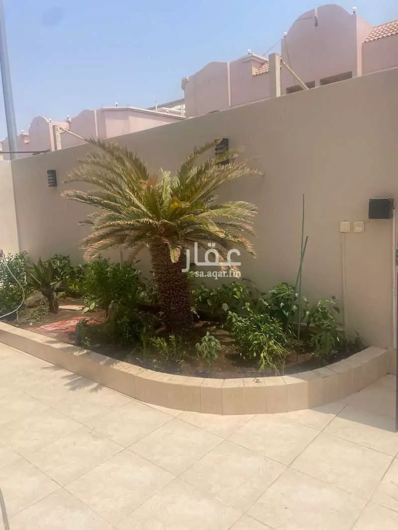 4 bedroom villa in Al Shati, Jeddah 8