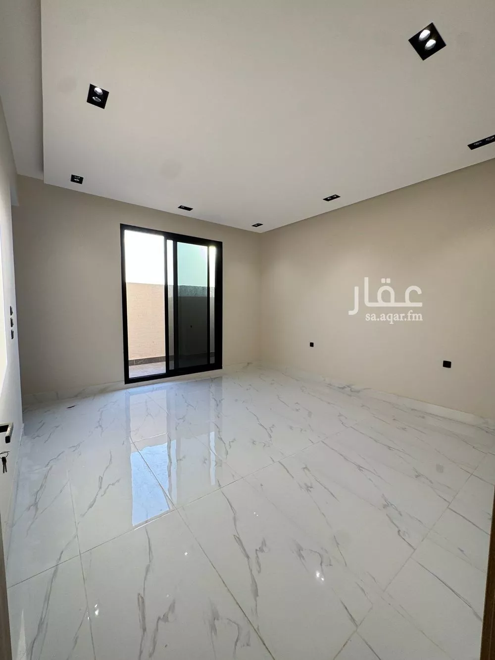 دور 4 غرف في غرناطة 12