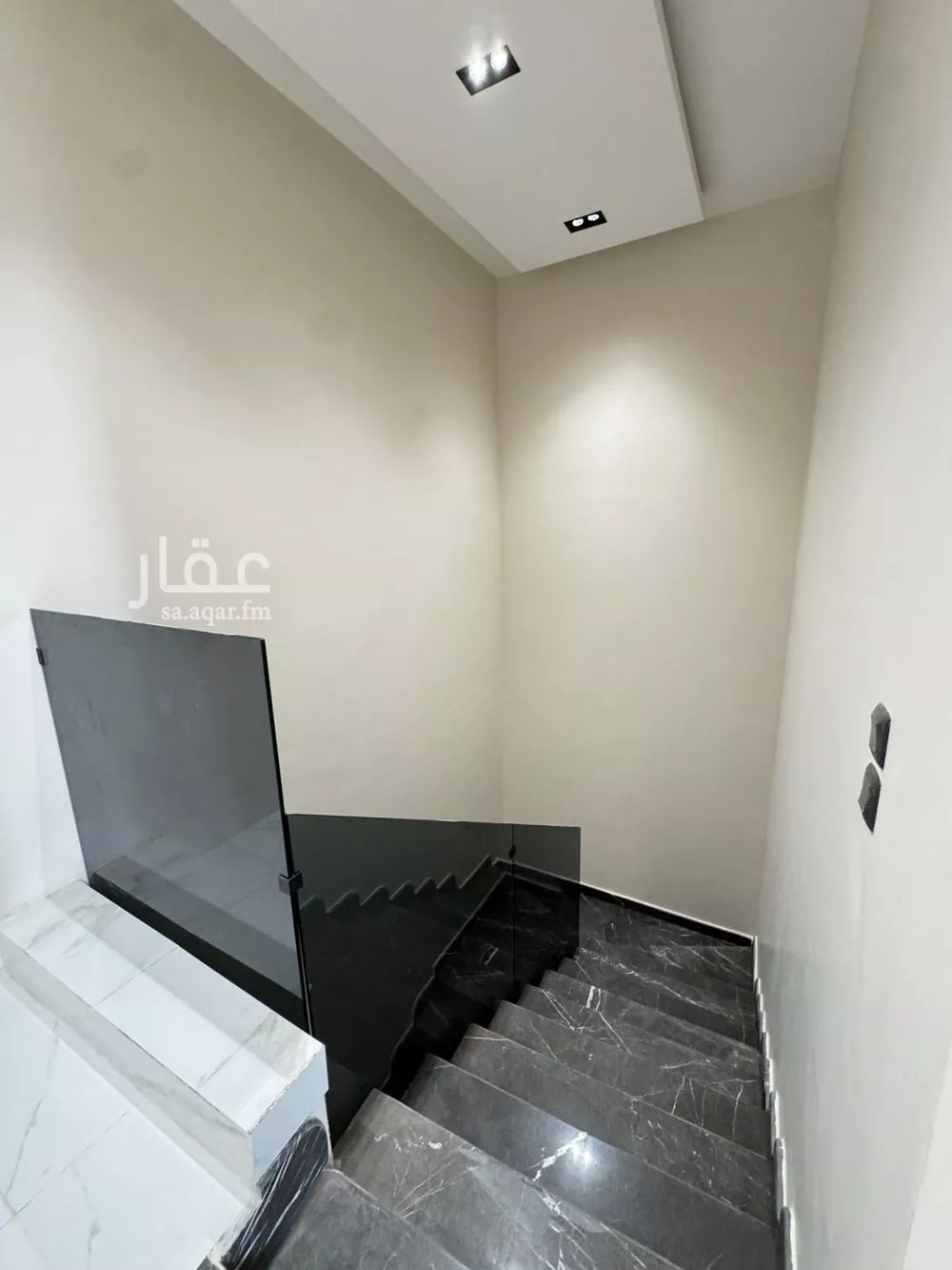 دور 4 غرف في غرناطة 10