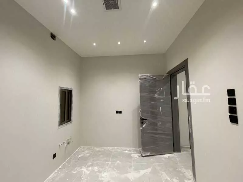 دور 3 غرف في غرناطة 11