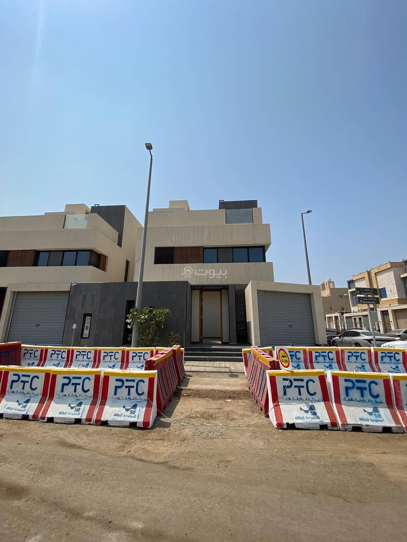 5 bedroom villa in Al Yaqout, Jeddah 14