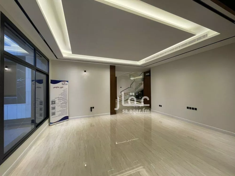4 bedroom floor in Al Narjis 5