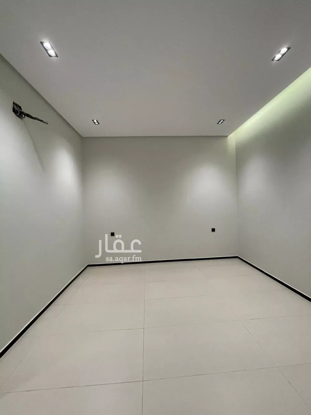 4 bedroom floor in Al Rimal 11
