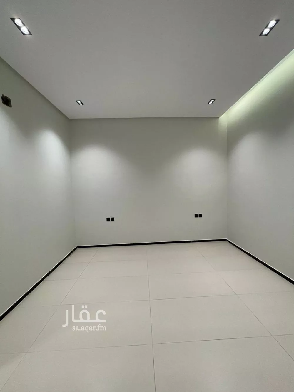 4 bedroom floor in Al Rimal 14