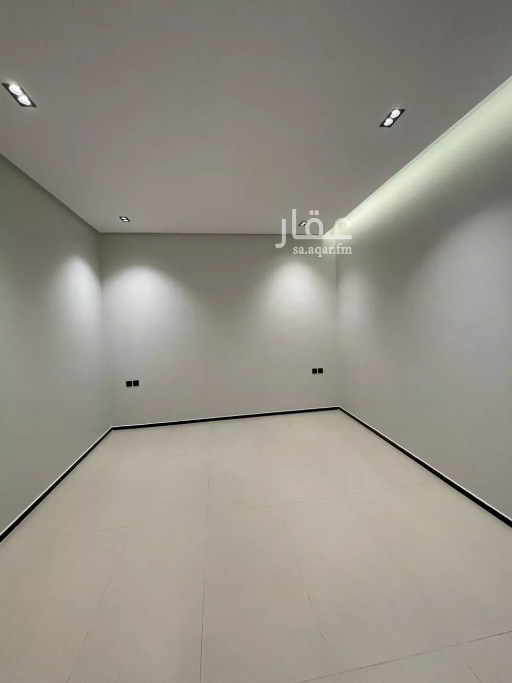 4 bedroom floor in Al Rimal 15