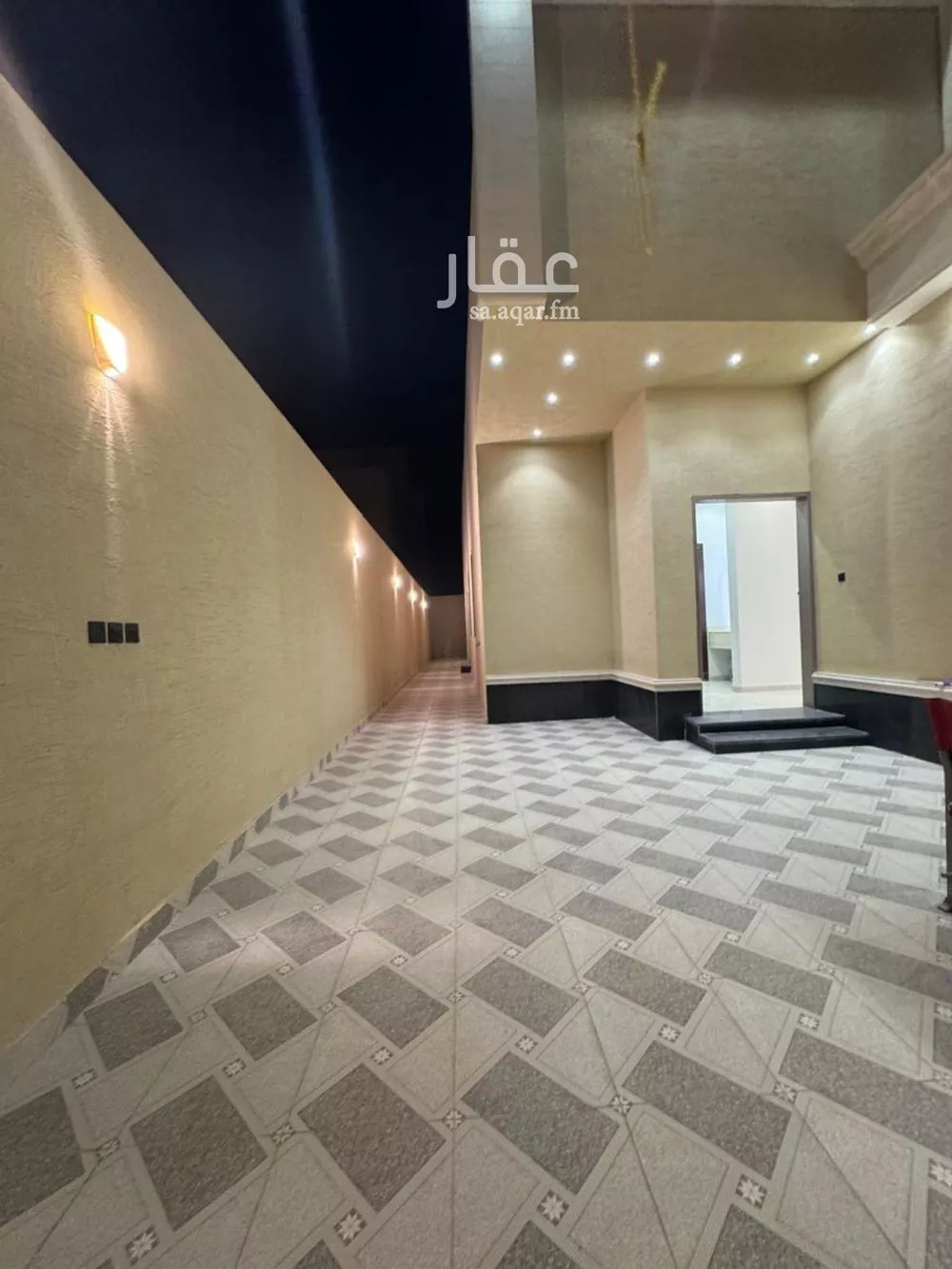 5 bedroom floor in Al Janadriyah 10