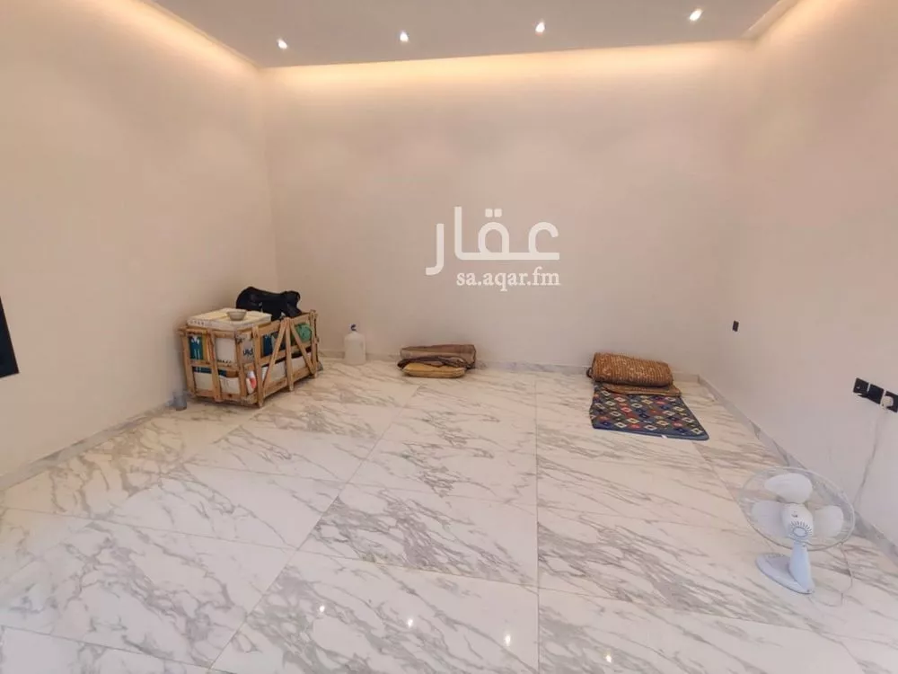 دور 5 غرف في طيبة 11