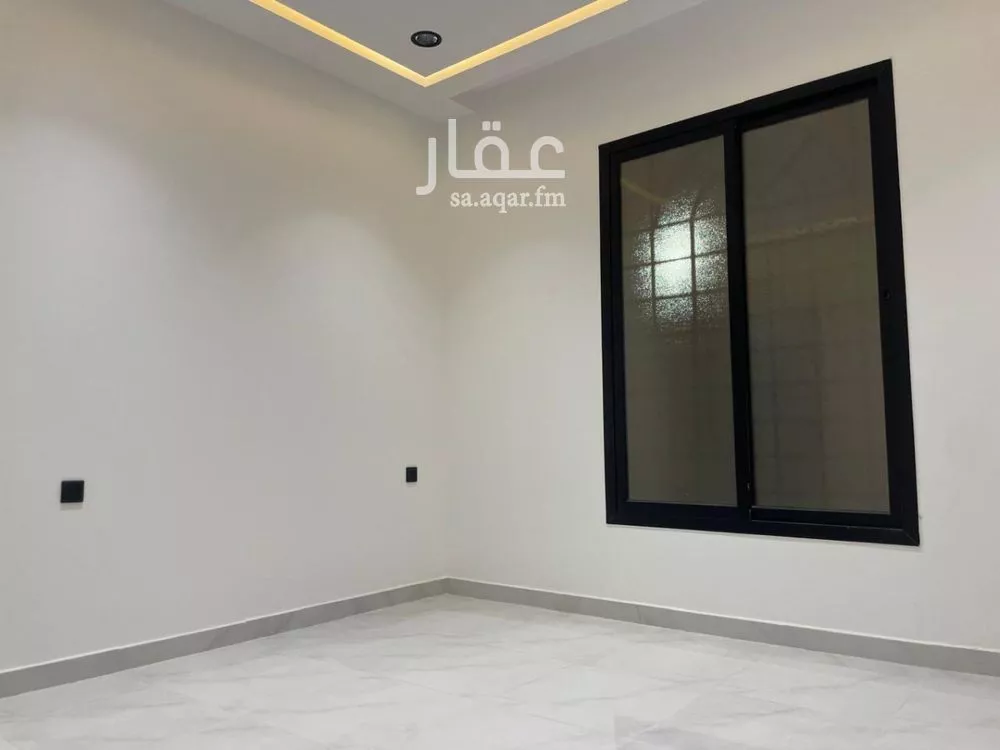 5 bedroom floor in Ash Sharq 2