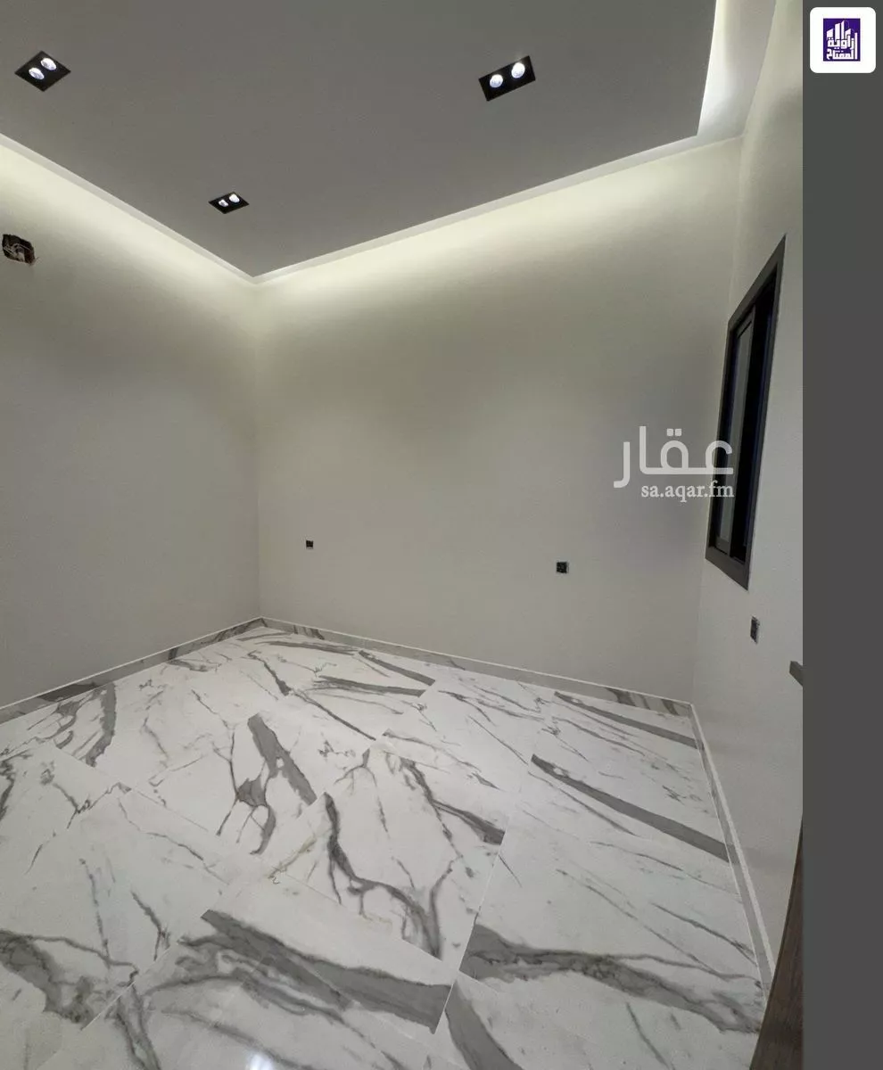 4 bedroom floor in Al Janadriyah 12