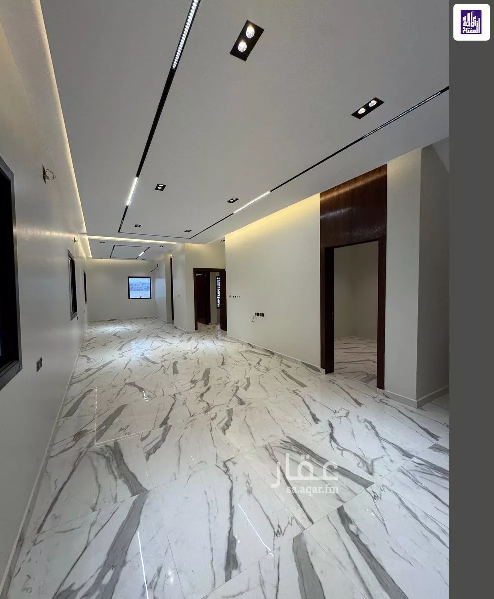 4 bedroom floor in Al Janadriyah 5