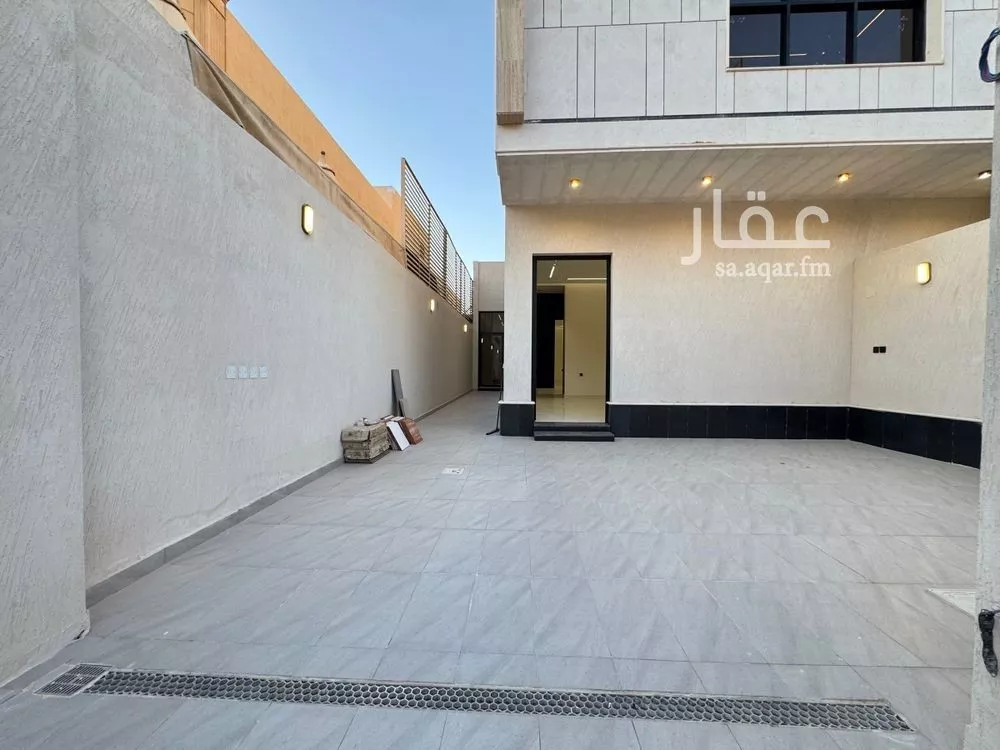 دور 4 غرف في المونسية 2
