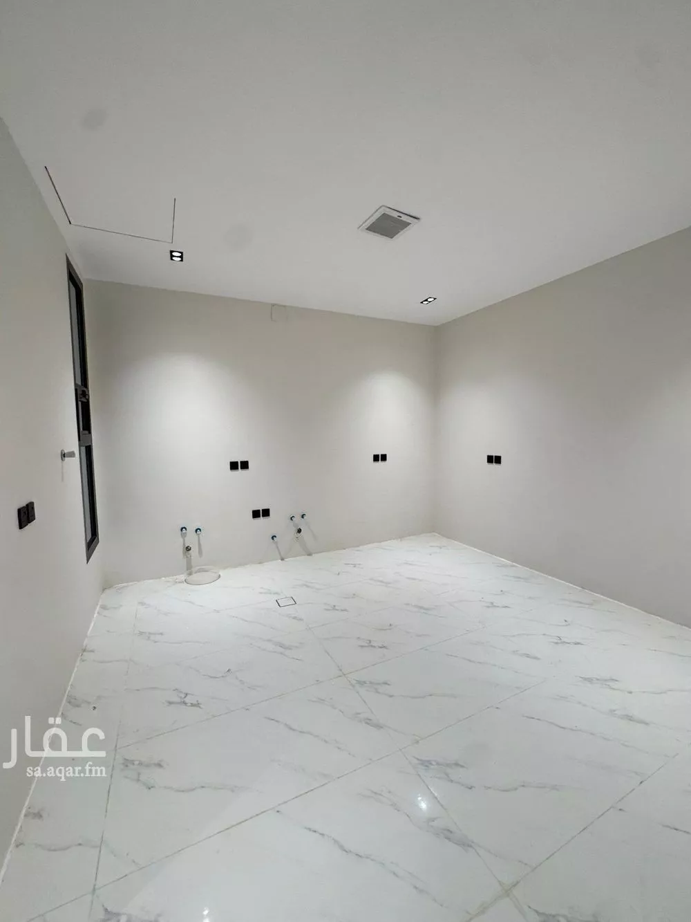 دور 4 غرف في المونسية 8