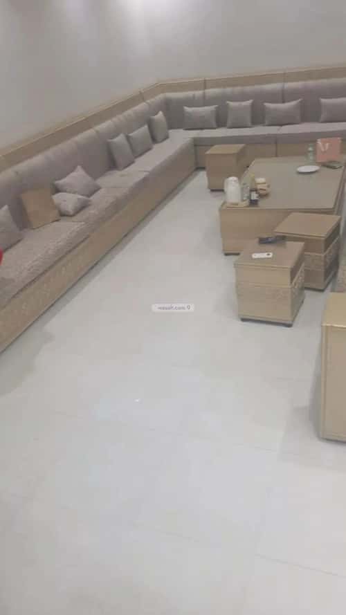 9 bedroom villa in Al Rimal 3