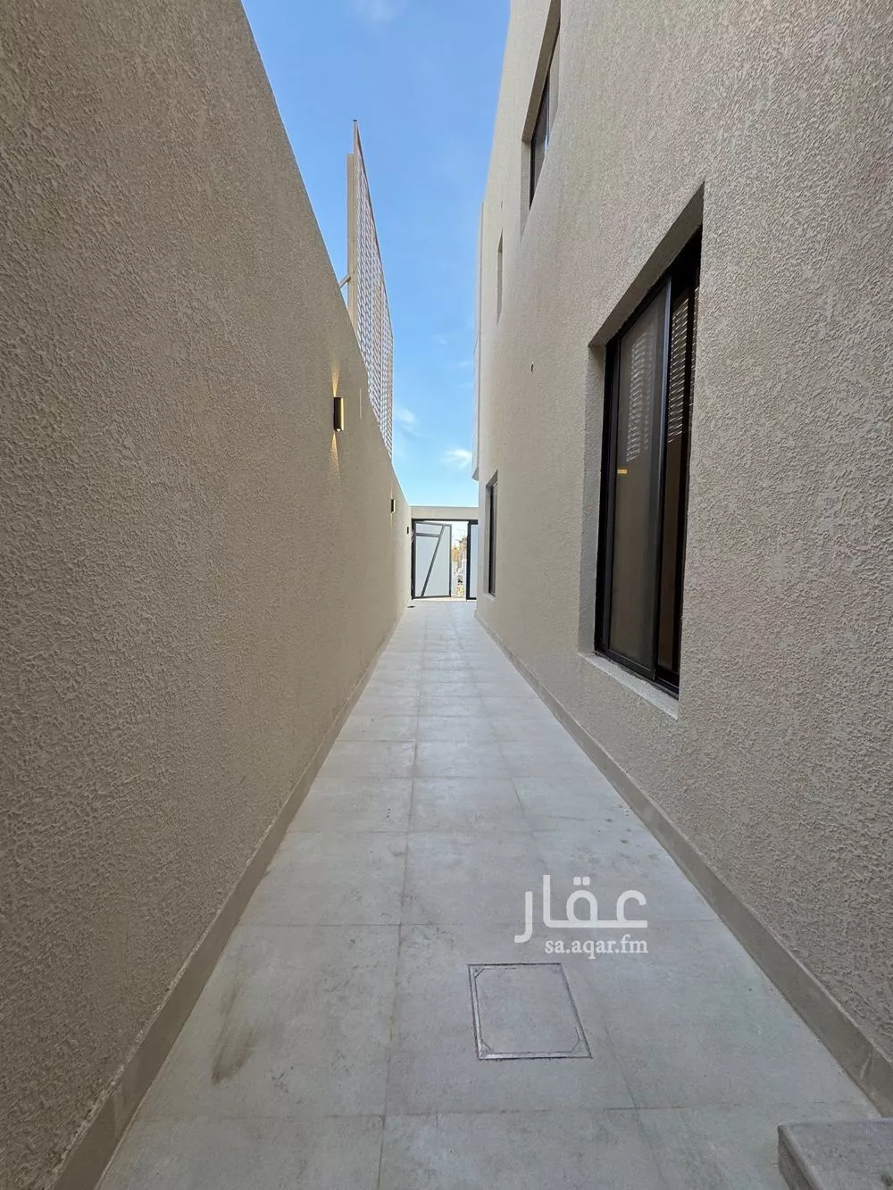 دور 4 غرف في السويدي الغربي 18