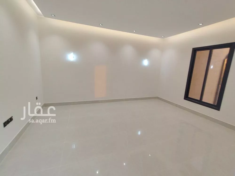 دور 4 غرف في طيبة 7