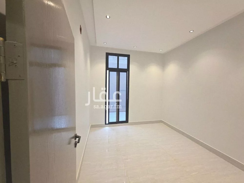 دور 4 غرف في عكاظ 7