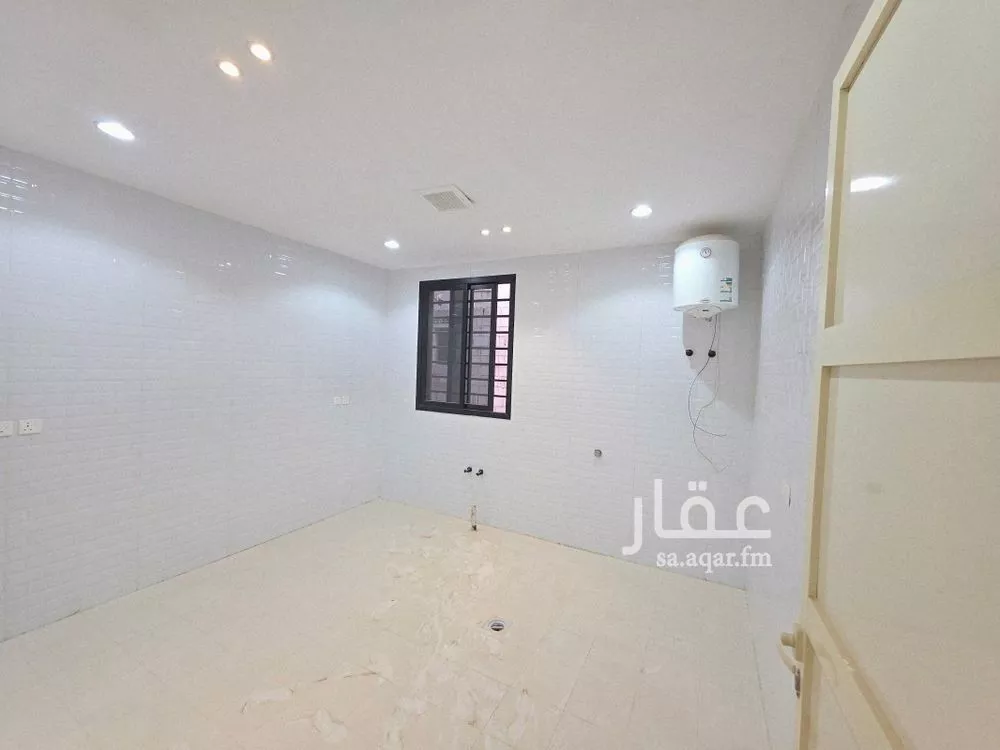 دور 4 غرف في بدر 8