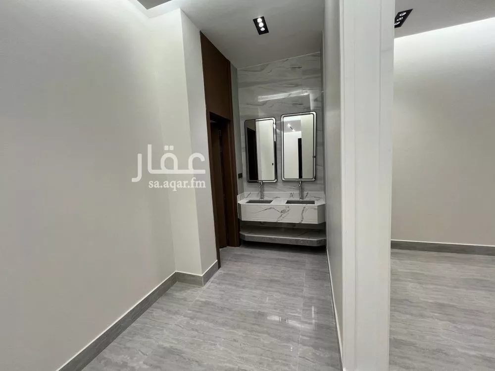 3 bedroom floor in Al Rimal 10