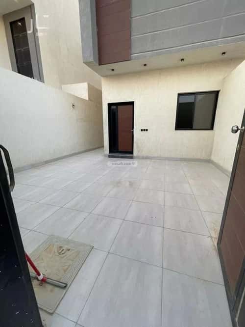 4 bedroom floor in Al Rimal 6