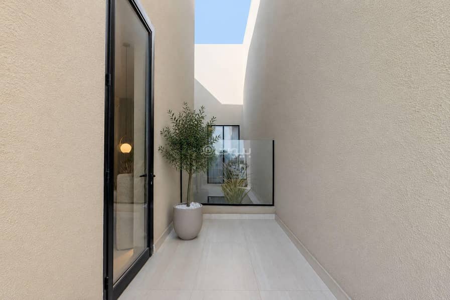 6 bedroom villa in Al Maseef, Riyadh 24