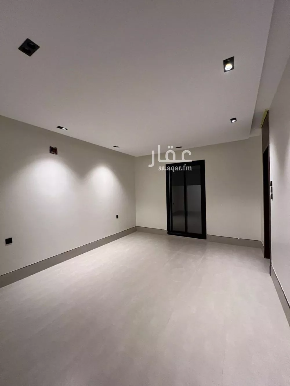 4 bedroom floor in Al Hazm 11