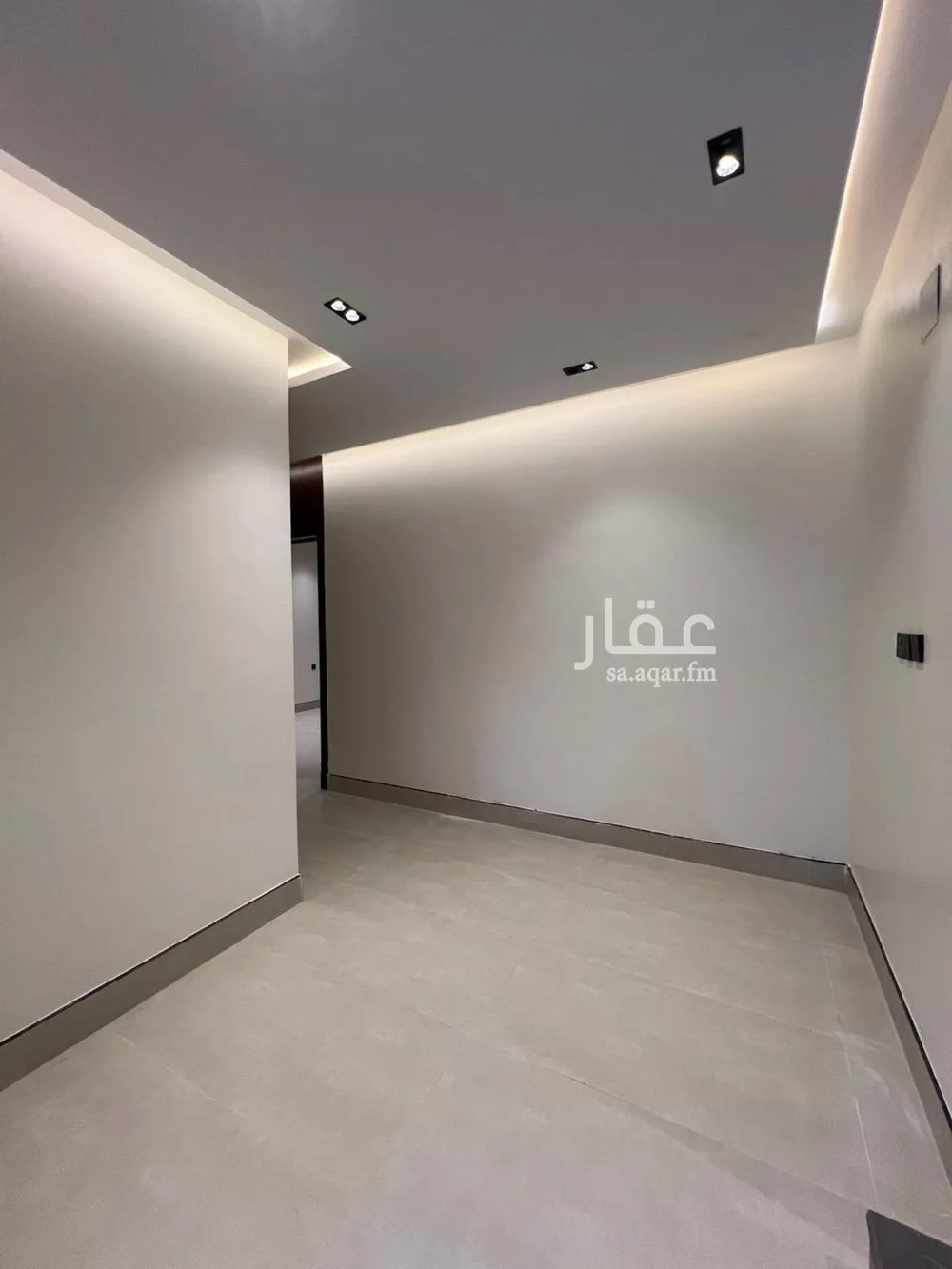 4 bedroom floor in Al Hazm 14