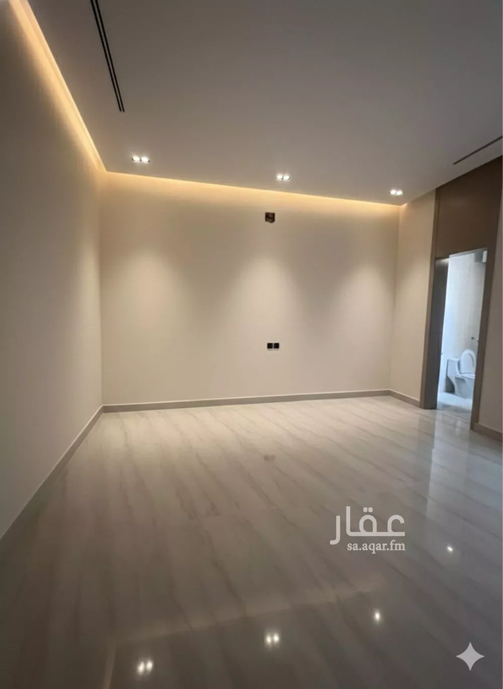 5 bedroom floor in Taibah 18