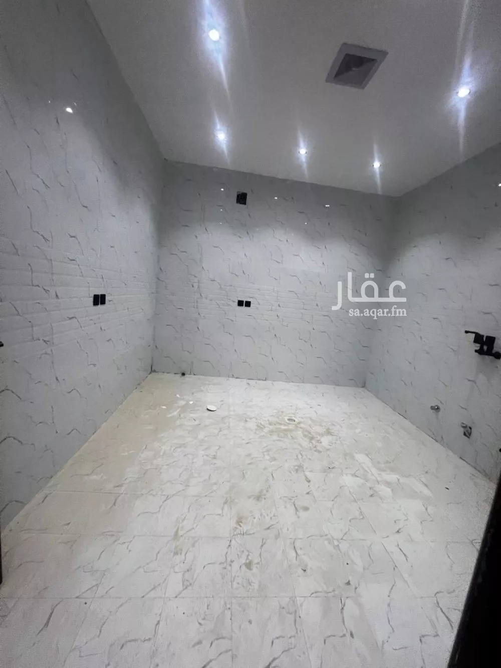دور 5 غرف في عكاظ 17