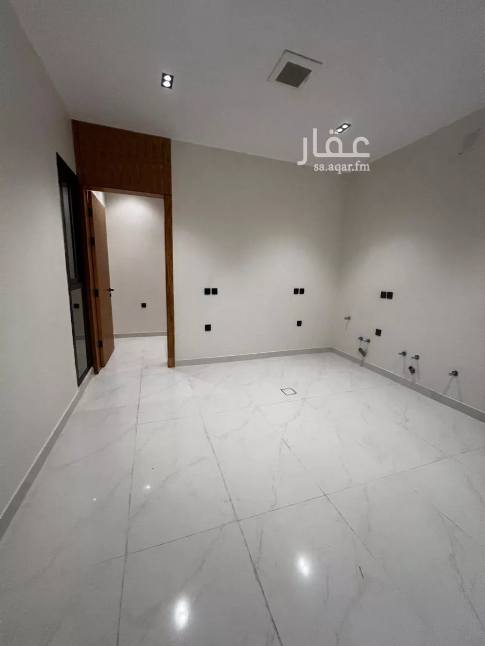 دور 5 غرف في طيبة 21