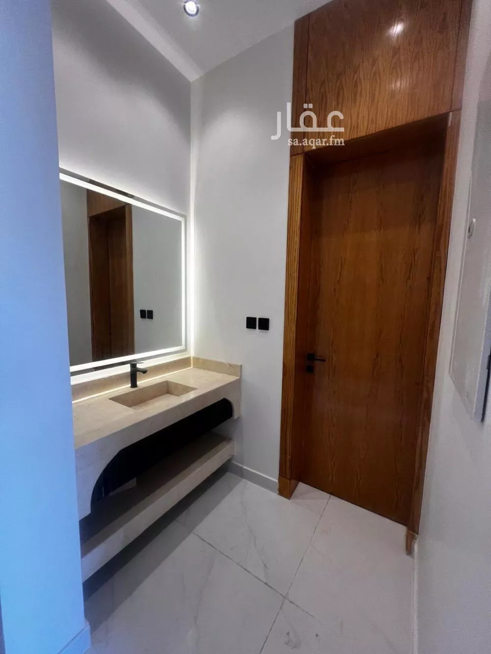 دور 5 غرف في طيبة 8