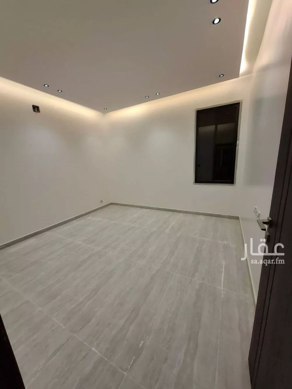 4 bedroom floor in Al Janadriyah 13