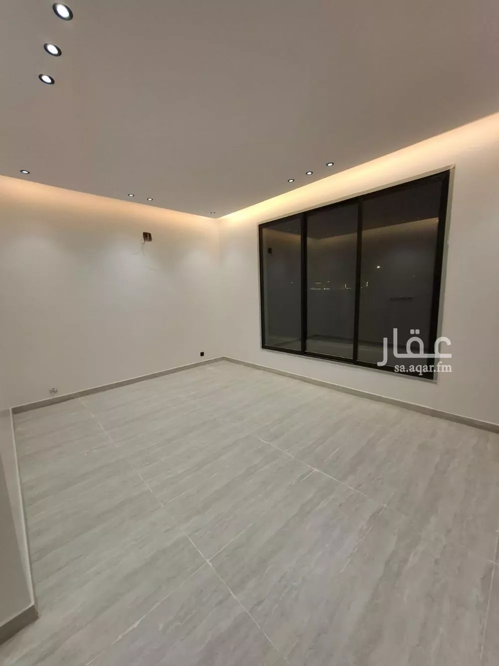 4 bedroom floor in Al Janadriyah 6