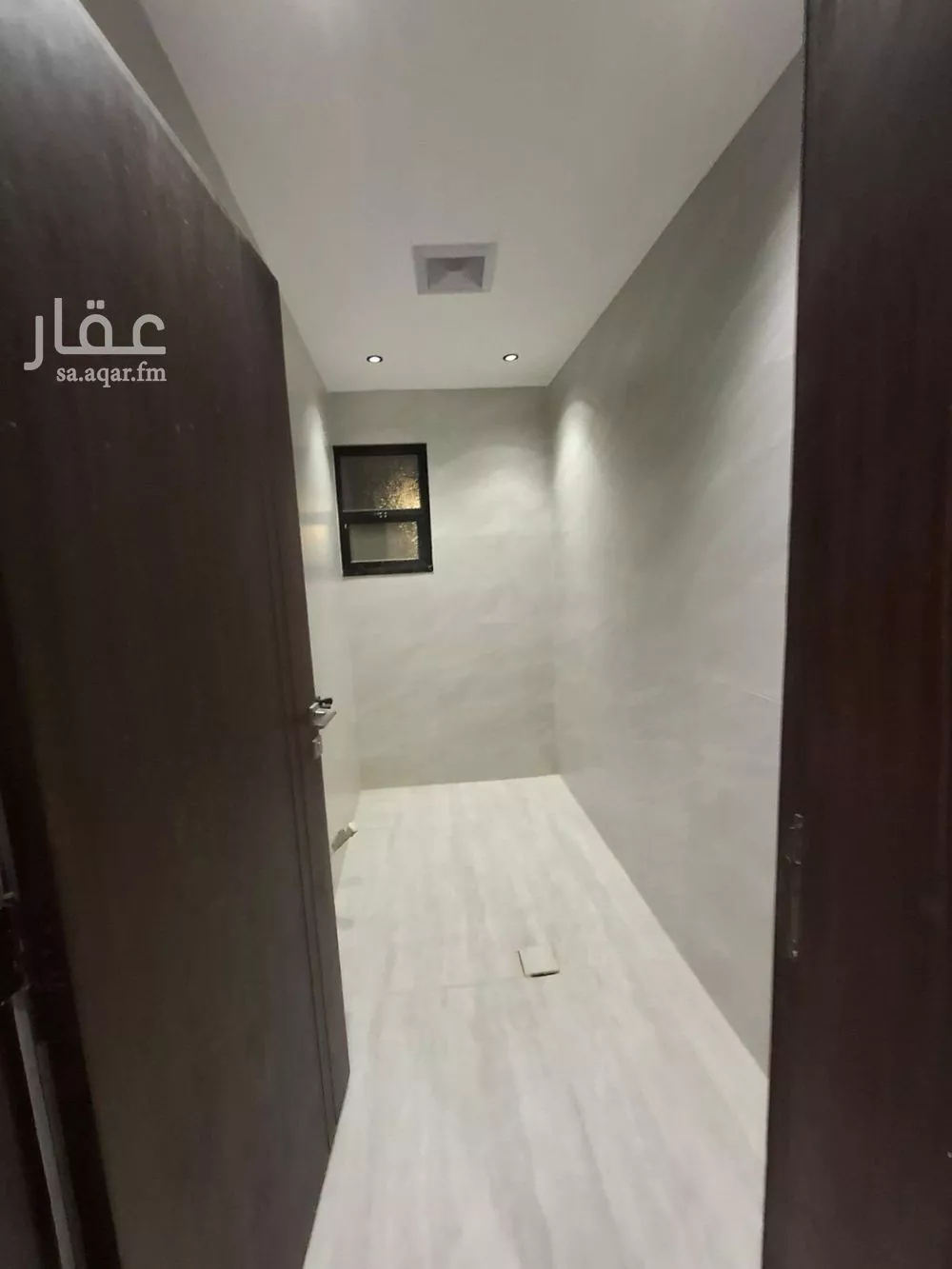 4 bedroom floor in Al Janadriyah 7