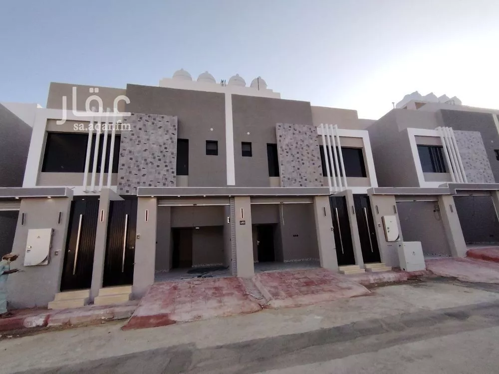 5 bedroom floor in Badr 11
