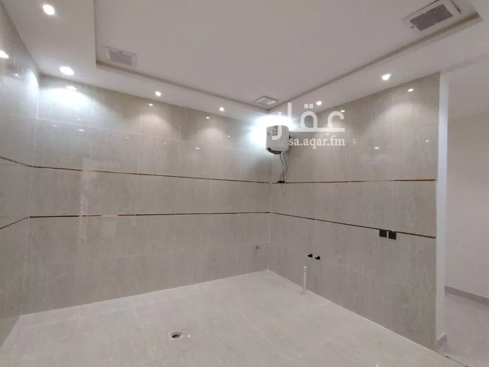 5 bedroom floor in Badr 12