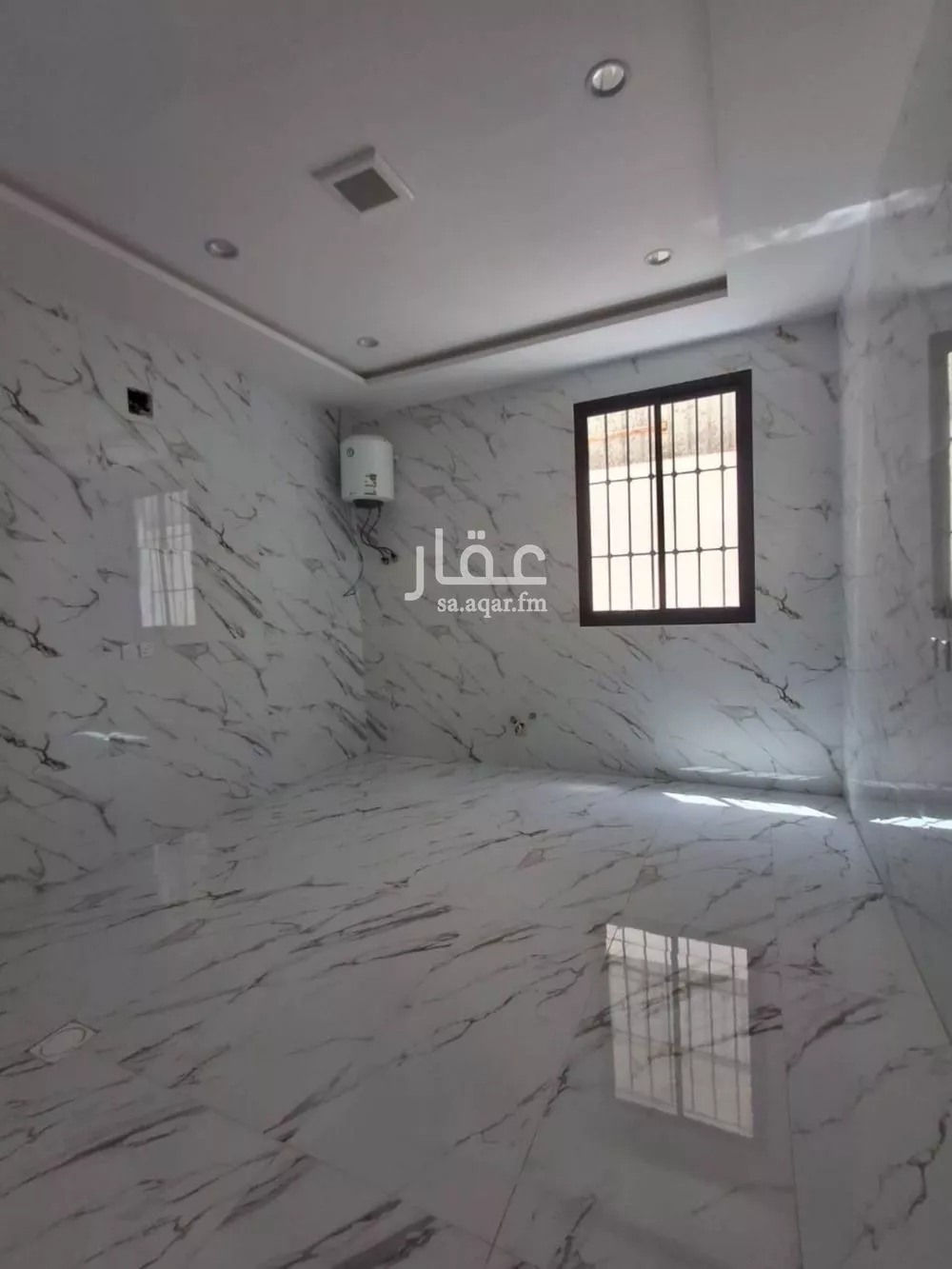 5 bedroom floor in Tuwaiq 3