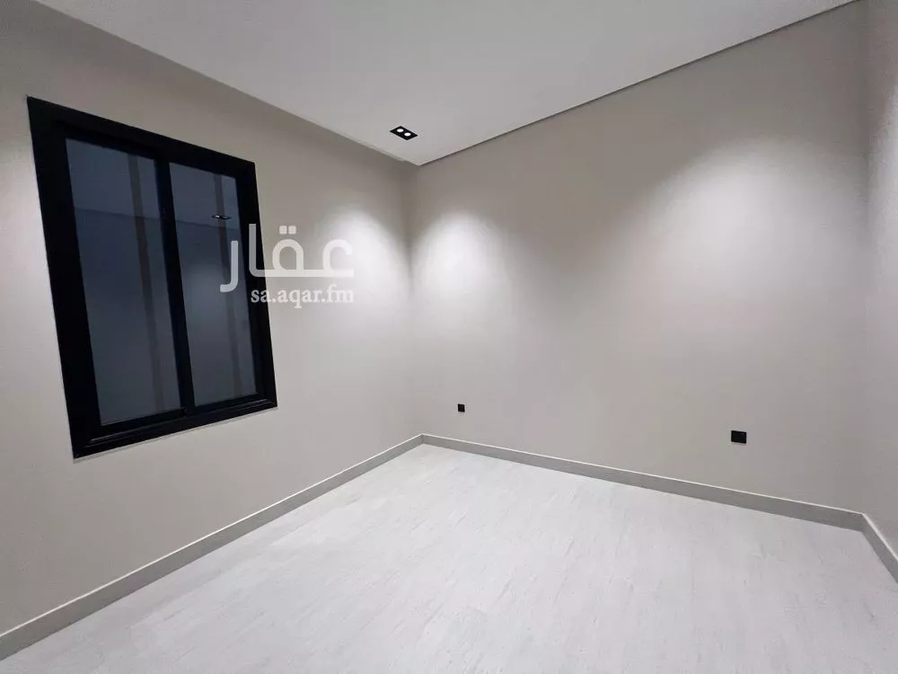 3 bedroom floor in Al Munsiyah 6