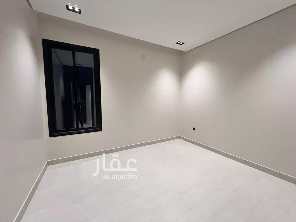 3 bedroom floor in Al Munsiyah 7