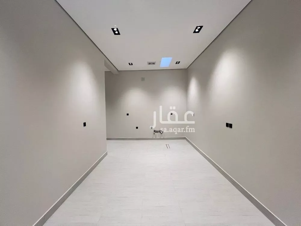 3 bedroom floor in Al Munsiyah 9