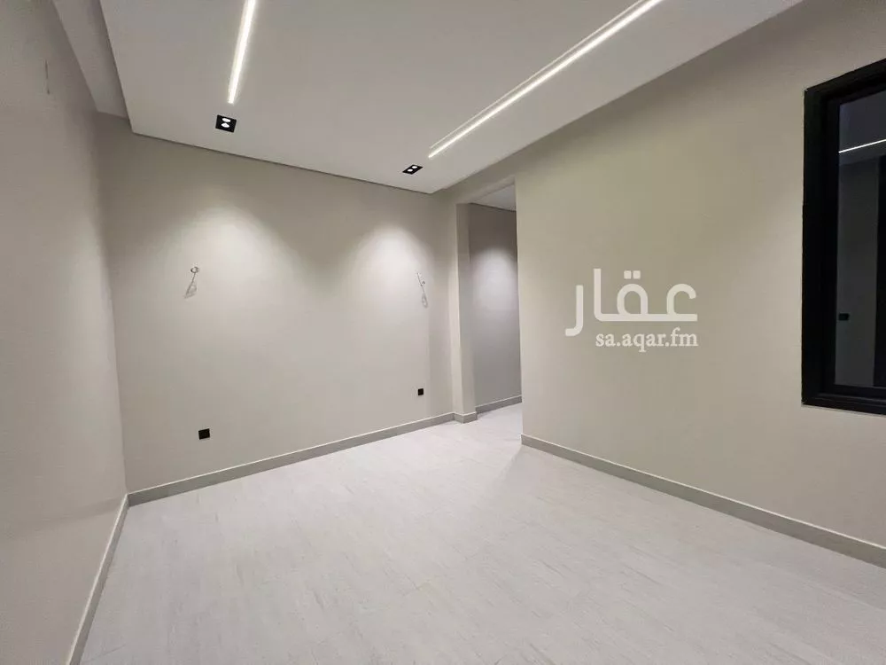 3 bedroom floor in Al Munsiyah 10