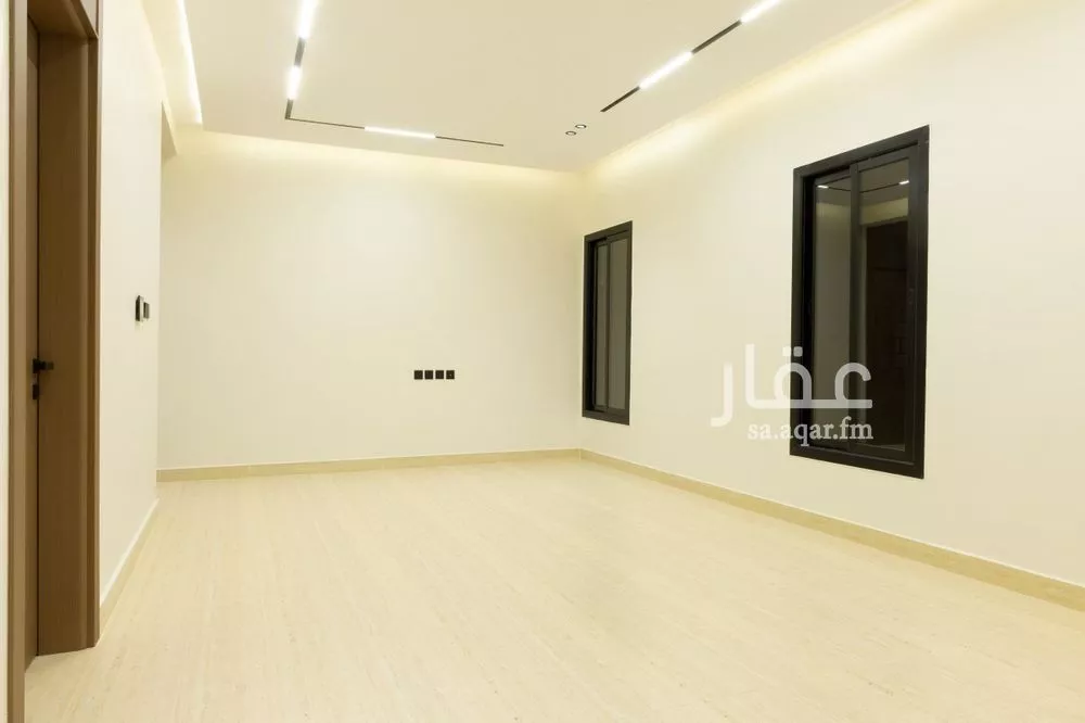 4 bedroom floor in Al Rimal 10