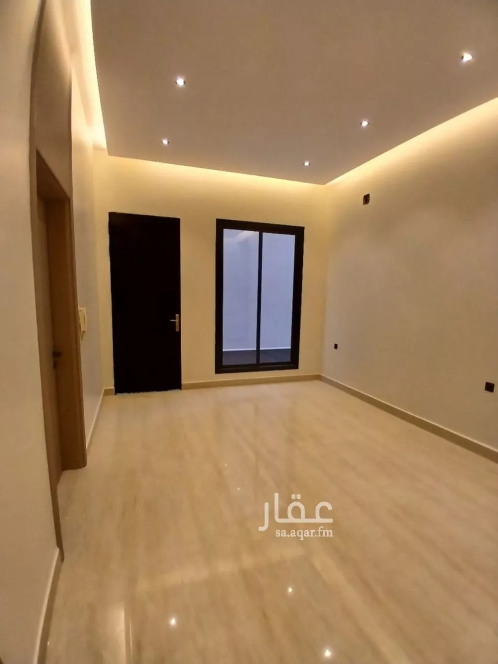 5 bedroom floor in Al Janadriyah 15
