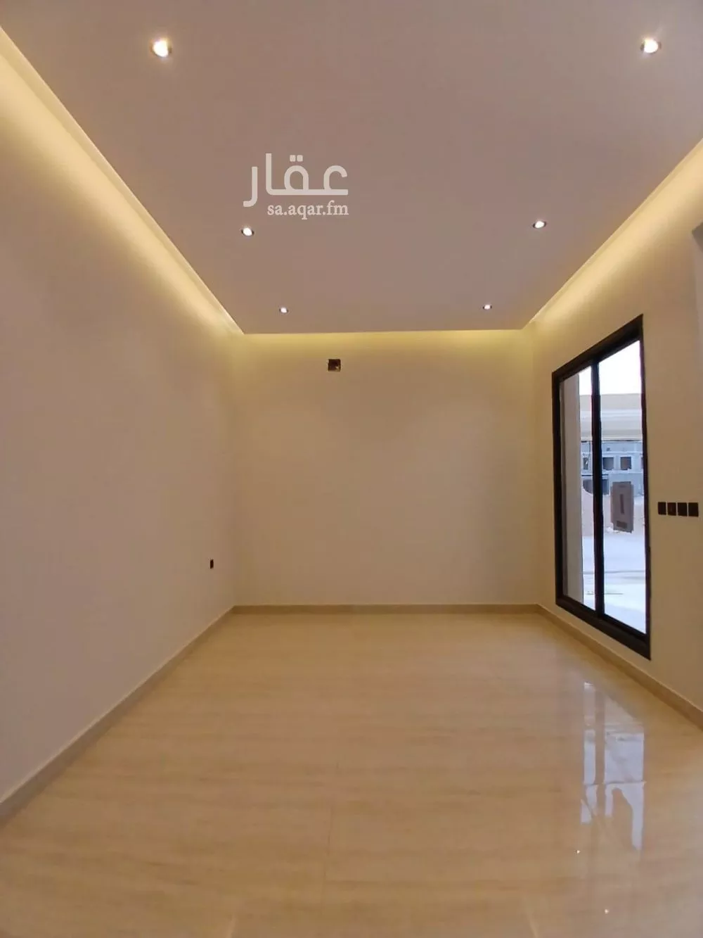 5 bedroom floor in Al Janadriyah 4