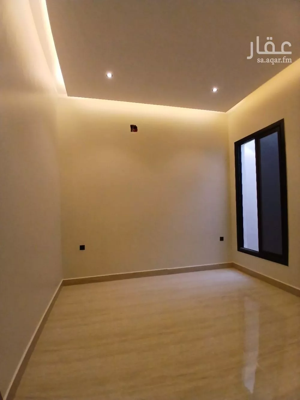 5 bedroom floor in Al Janadriyah 5