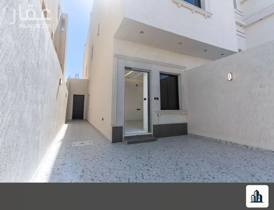 3 bedroom floor in Al Rimal 2